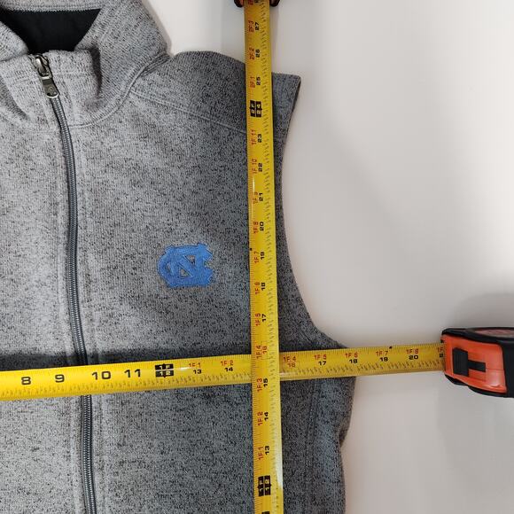 Southern Tide NC Tar Heels Fleece Vest Size S Full Zip Gray Mock Neck Pockets - Picture 8 of 8